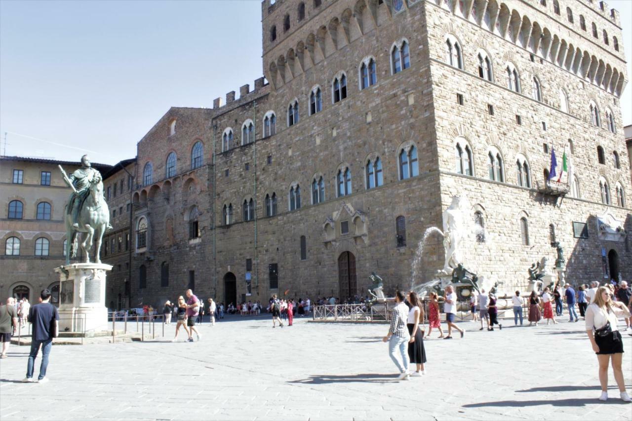 Margarida Apartment Firenze Bagian luar foto